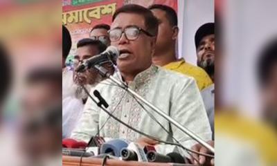 সরকার দেশকে তলাবিহীন ঝুড়িতে পরিনত করেছে : সাখাওয়াত